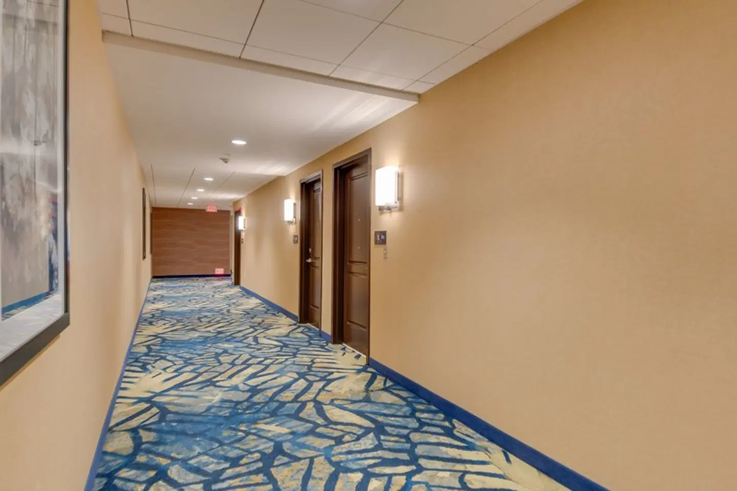 Hampton Inn & Suites Los Angeles - Glendale ROOM_EXAMPLE