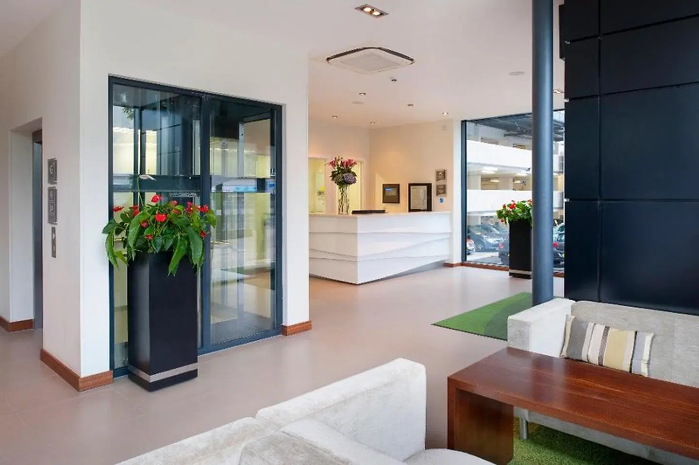 Holiday Inn Bristol City Centre LOUNGE_LOBBY