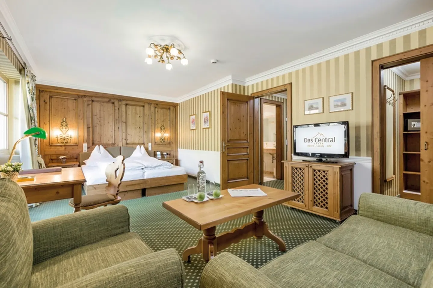 Das Central Alpine. Luxury. Life. ROOM_EXAMPLE