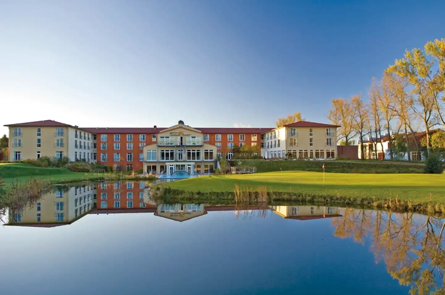 Best Western Premier Castanea Resort Hotel Aussenansicht