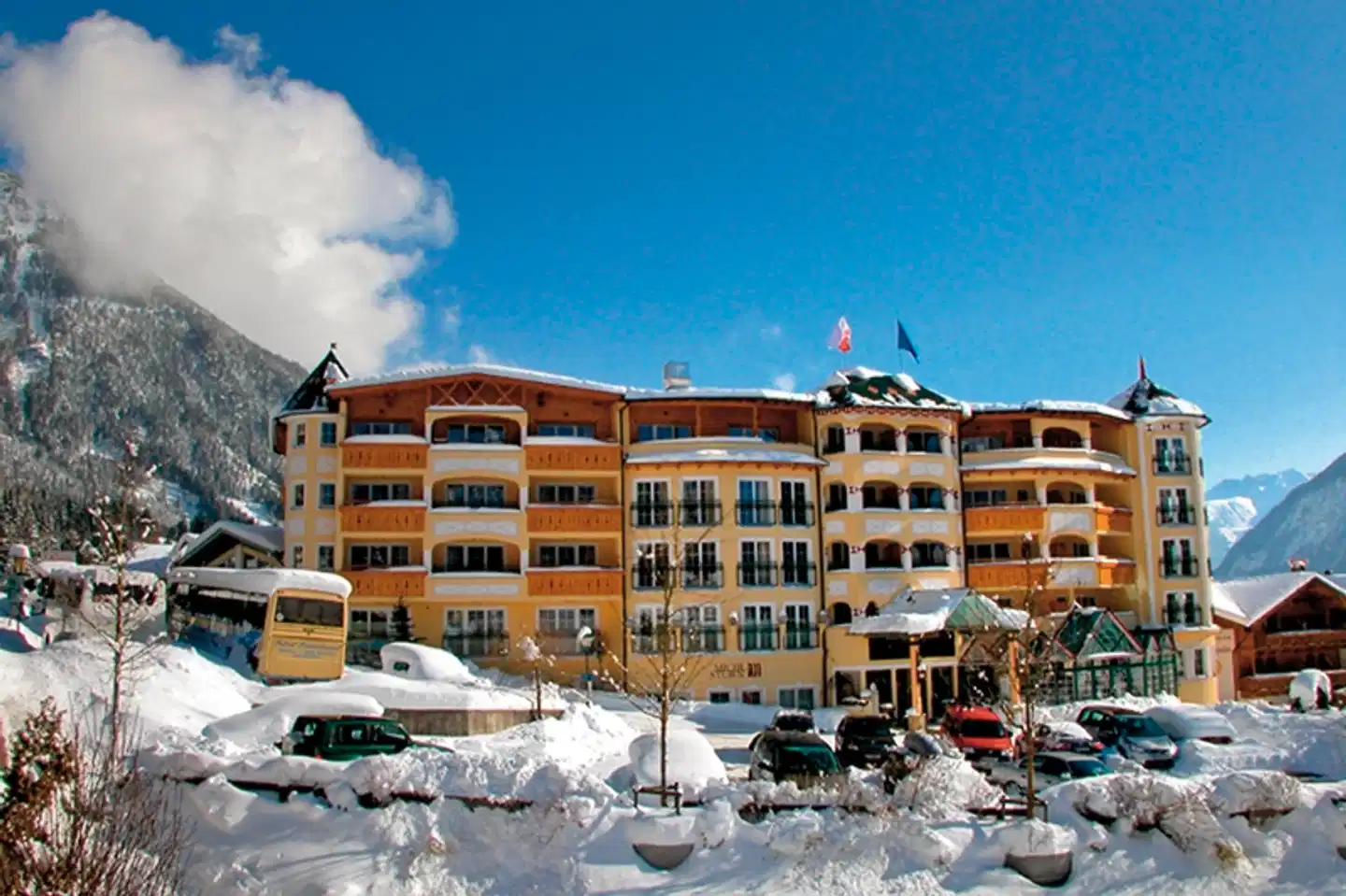 Vier Jahreszeiten Wellnessresort am Achensee Aussenansicht