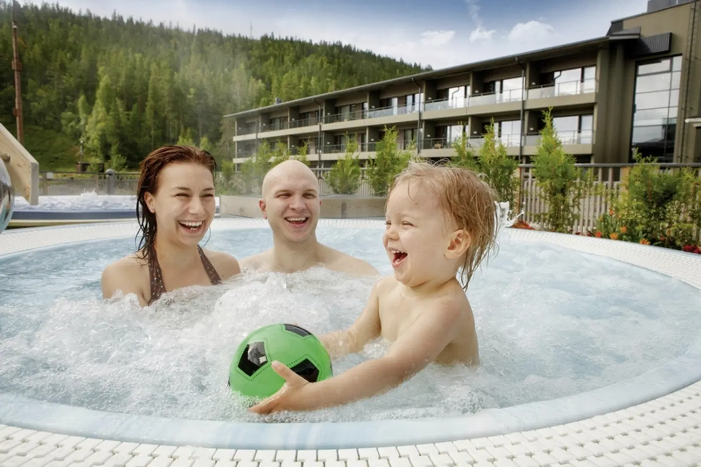 Levi Hotel Spa PEOPLE