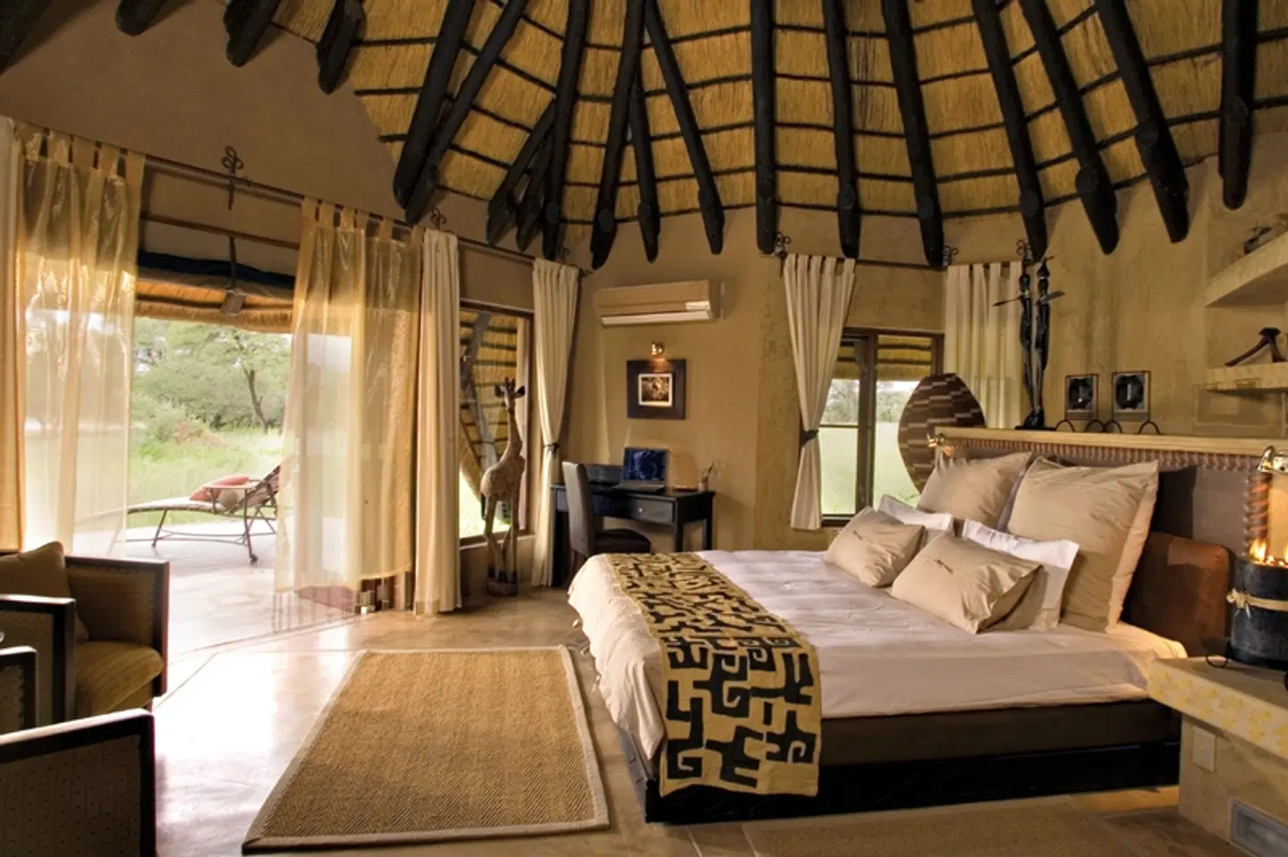 Okonjima ROOM_EXAMPLE