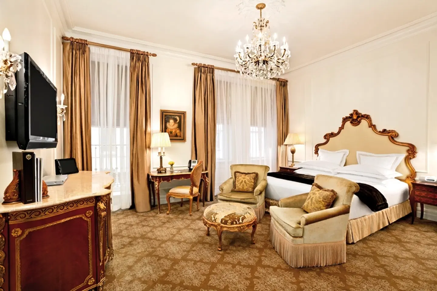 The Plaza, A Fairmont Managed Hotel ROOM_EXAMPLE