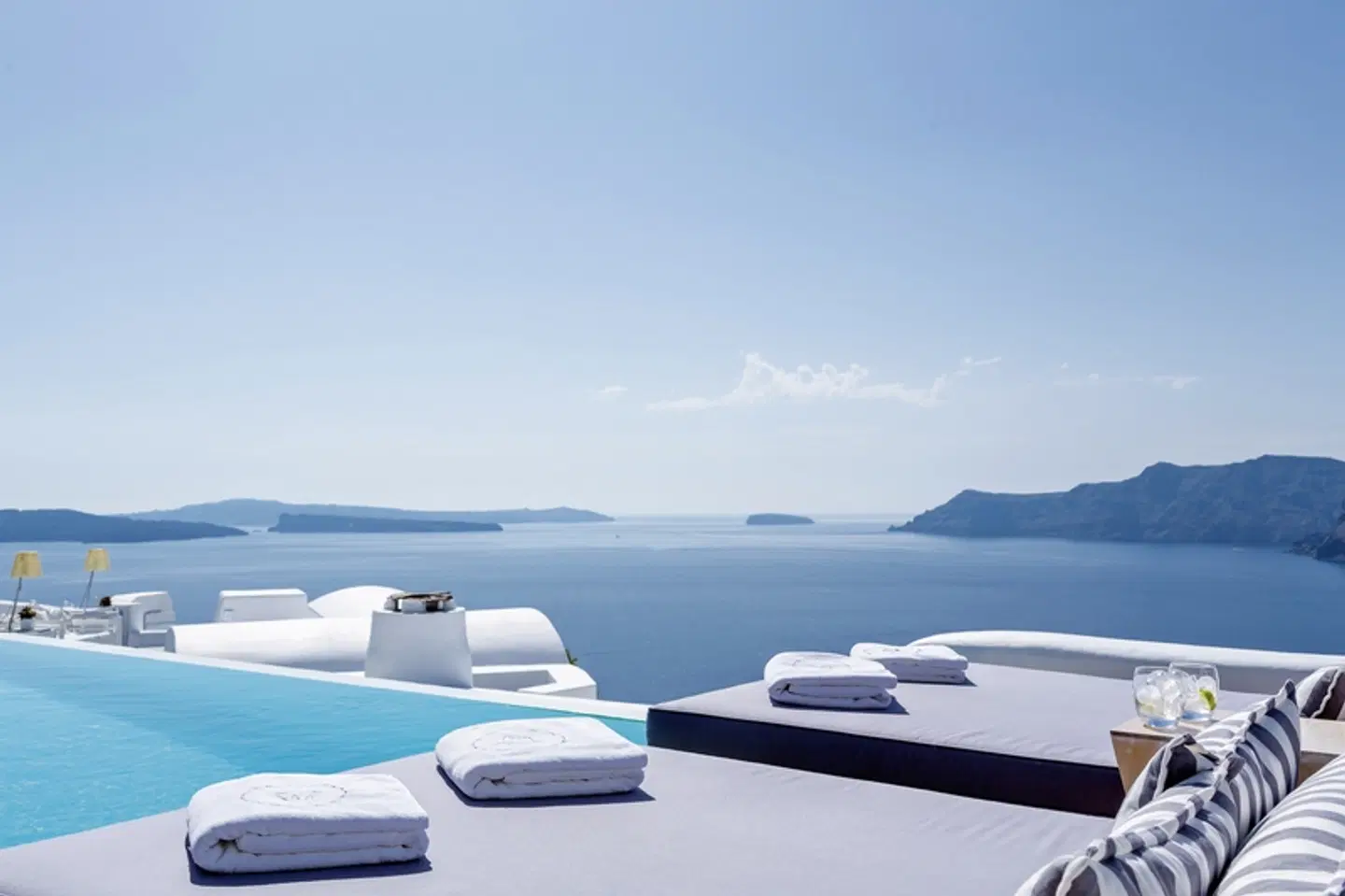 Katikies Santorini OUTDOOR_POOL