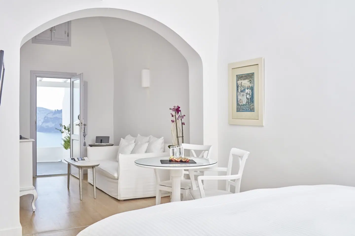 Katikies Santorini ROOM_EXAMPLE