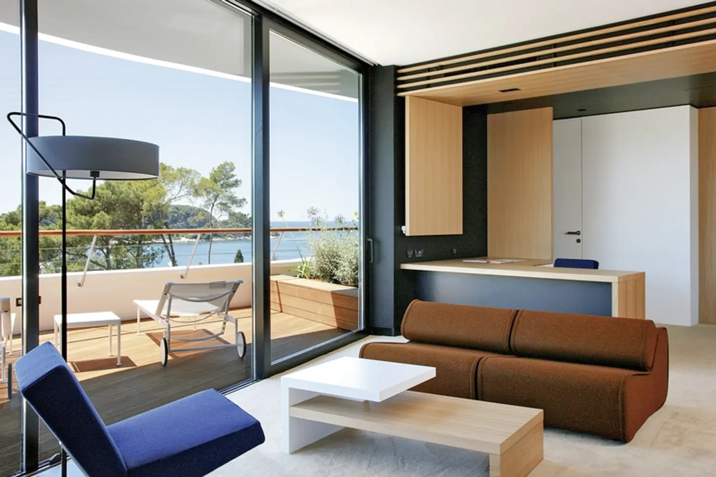 Hotel Lone ROOM_EXAMPLE