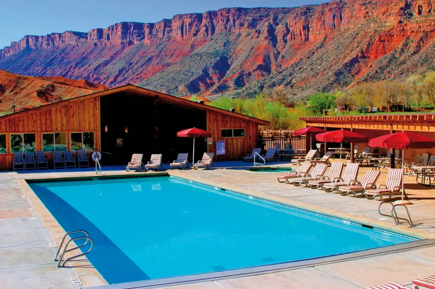Red Cliffs Lodge Pool