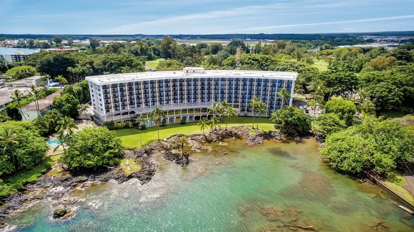 Hilo Hawaiian Hotel Aussenansicht