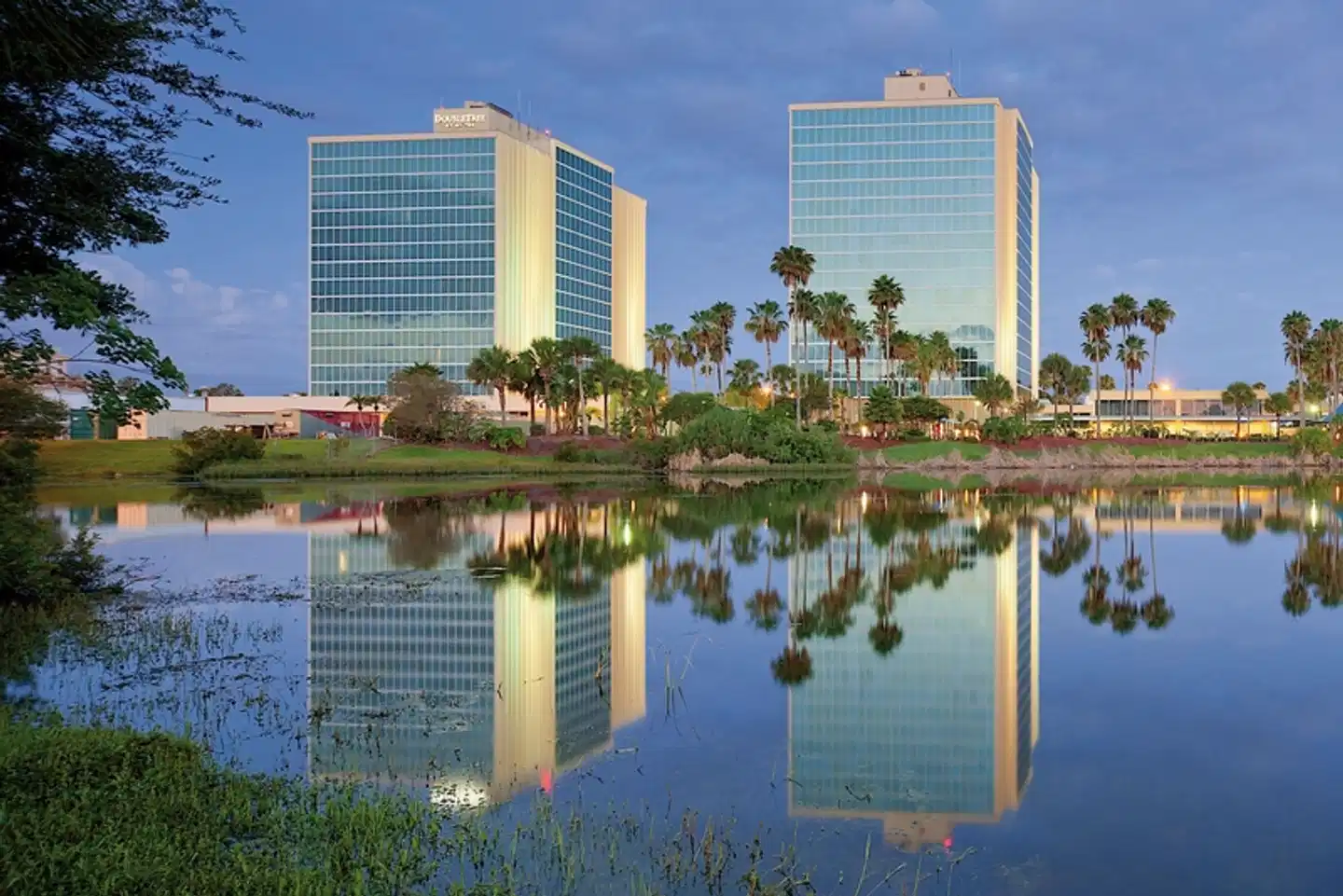 Doubletree Hotel Entrance to Universal Aussenansicht
