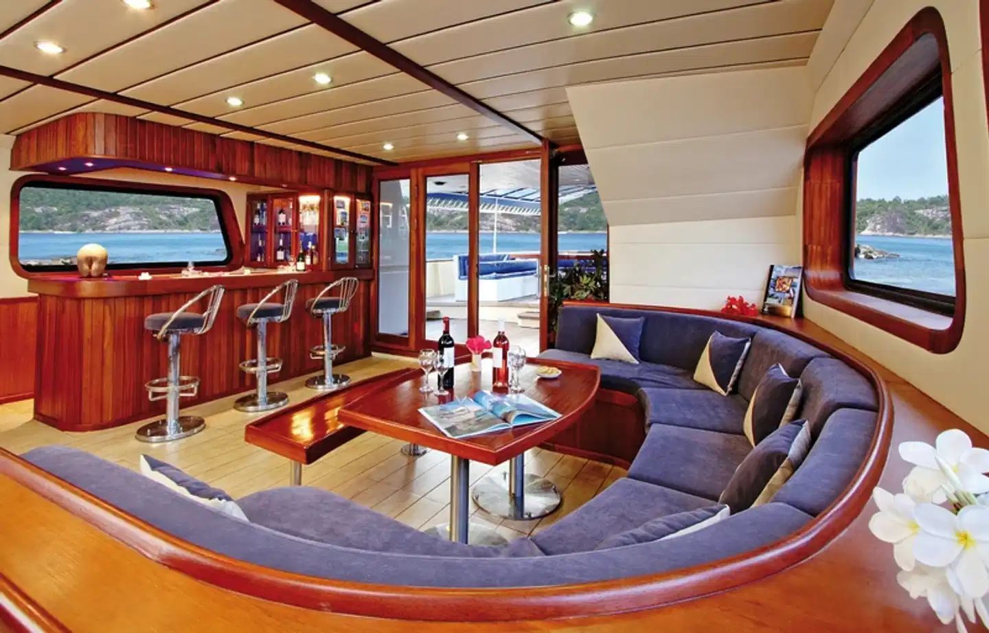 Segeltörn durchs Paradies - S.V. Sea Pearl (8 Tage/7 Nächte, ab/bis Mahé) Konferenz