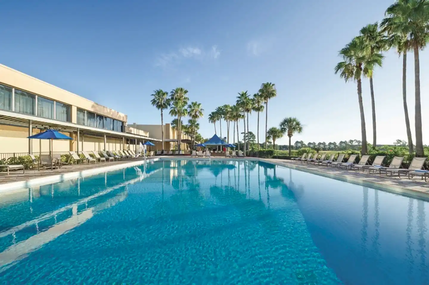 Doubletree Hotel Entrance to Universal Pool