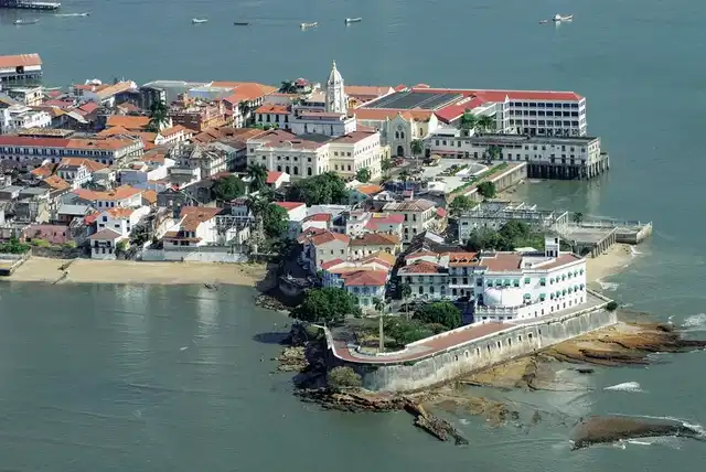 Der Panama-Kanal, das 8. Weltwunder Aussenansicht