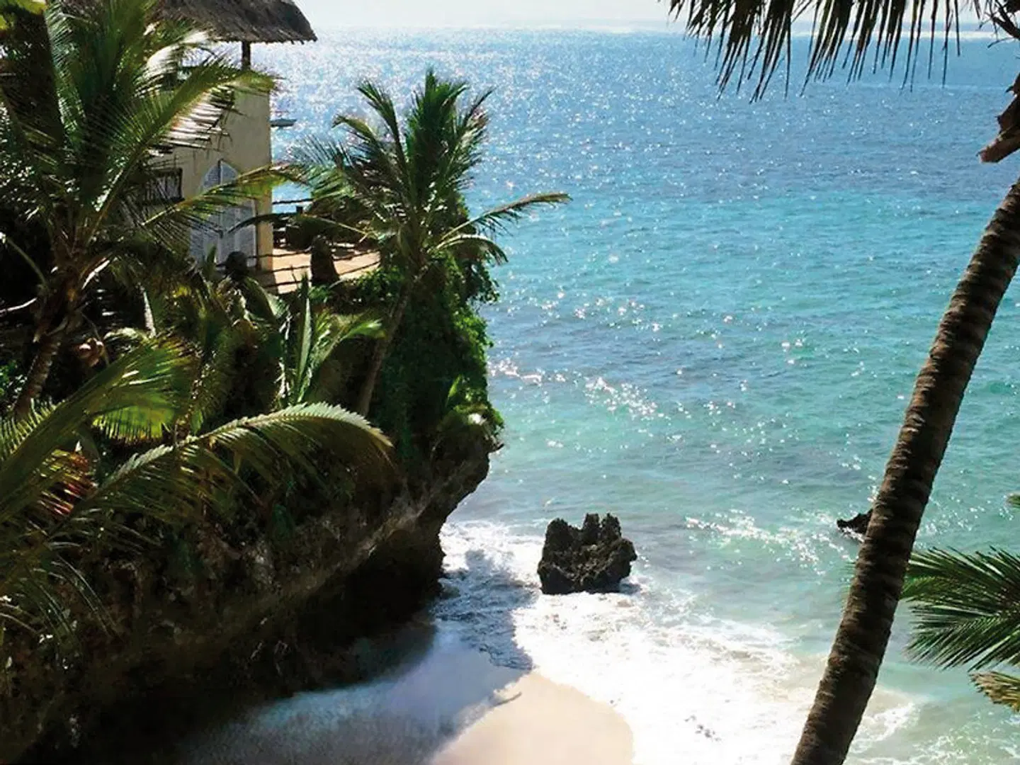 Bahari Beach Hotel Strand