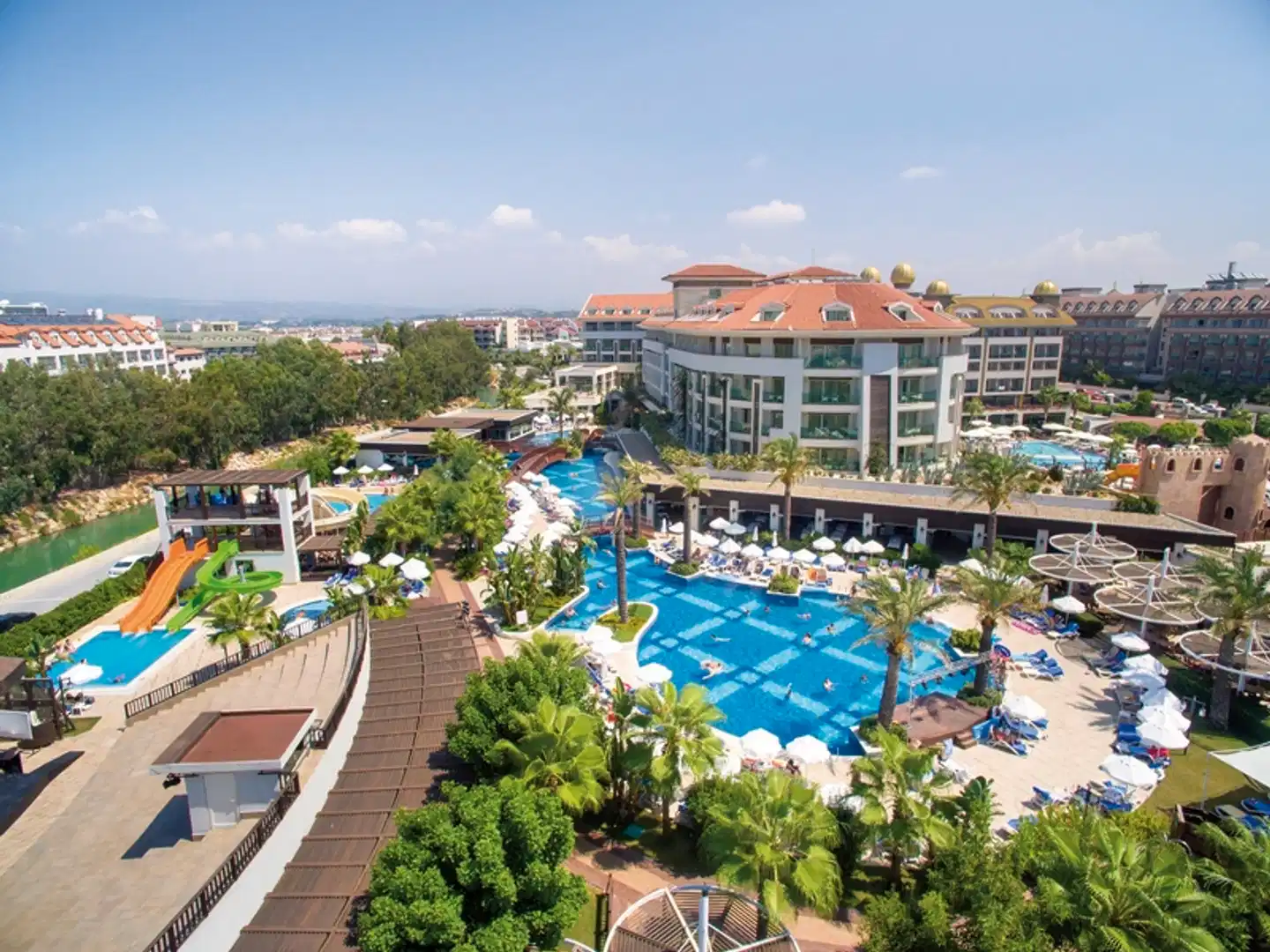 Sunis Hotel Evren Beach Resort & Spa Aussenansicht