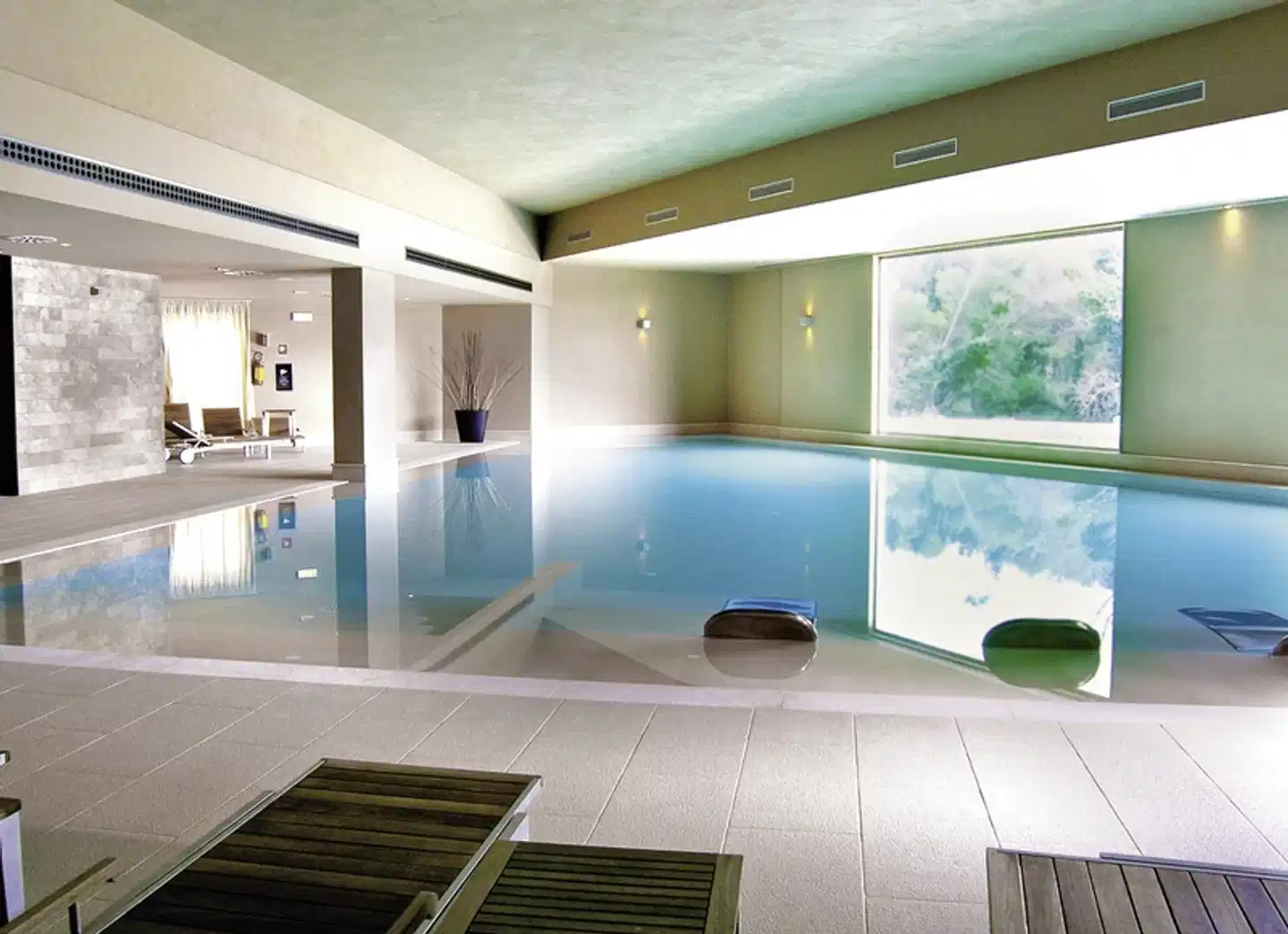 Basiliani Resort Hallenbad