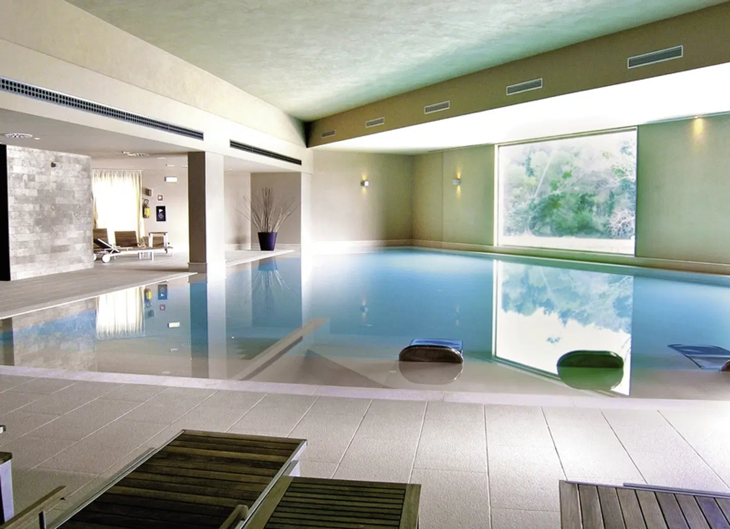 Basiliani Resort Hallenbad