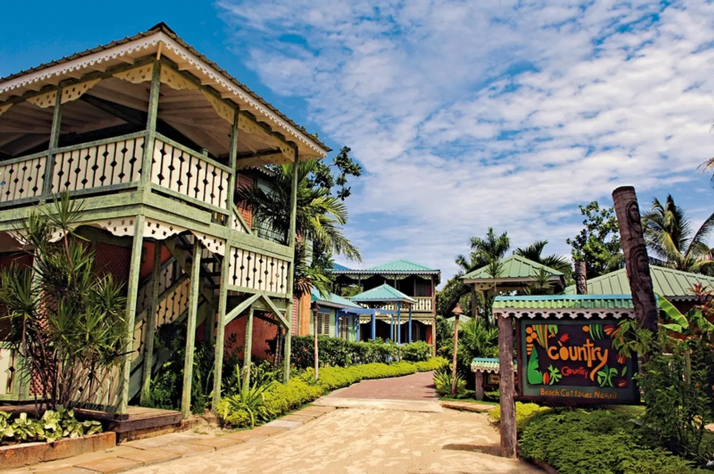 Country Country EXTERIOR