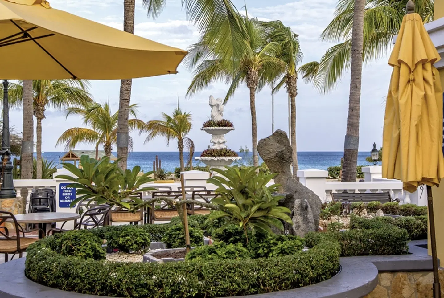 Amsterdam Manor Beach Resort Garten