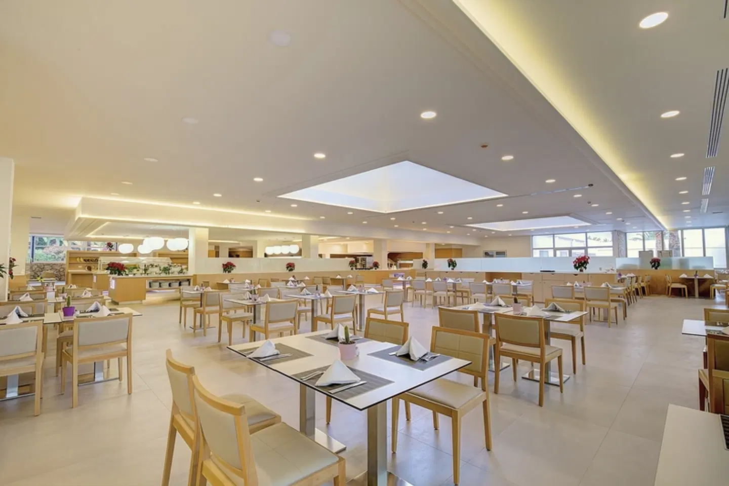 SBH Monica Beach Resort Restaurant