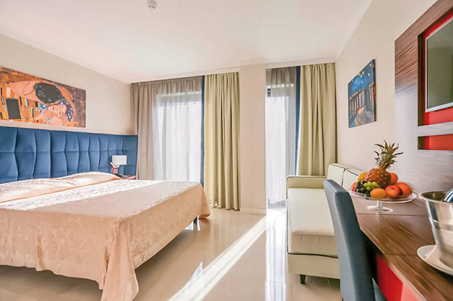 Victoria Palace ROOM_EXAMPLE