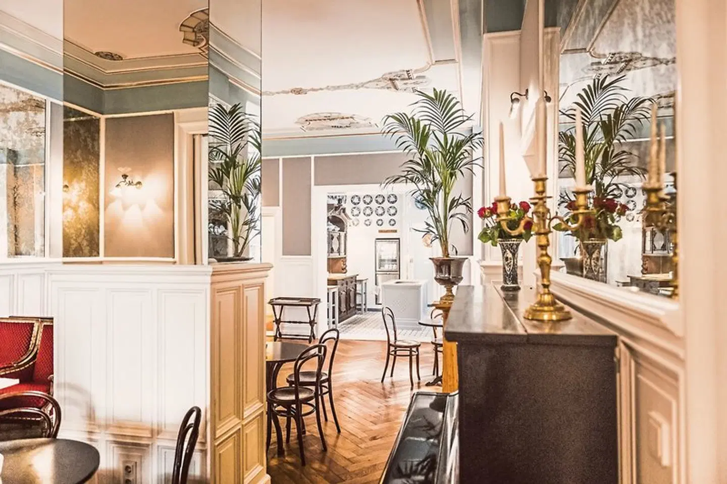 HENRI Hotel Berlin Kurfürstendamm Bar