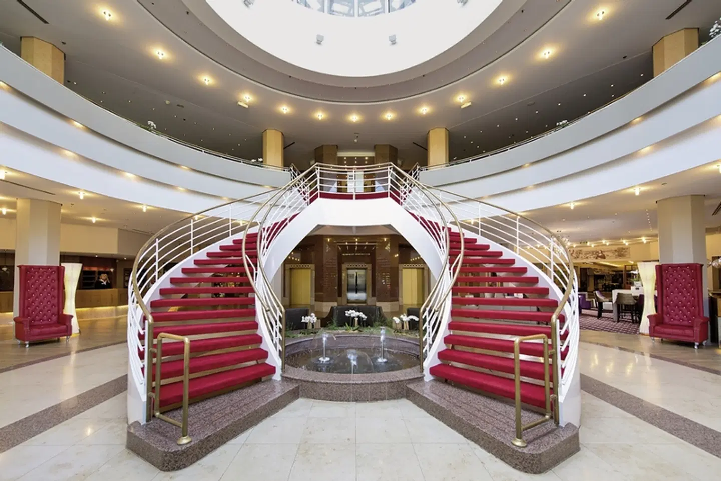 Leonardo Hotel Weimar Lobby