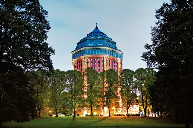 Mövenpick Hotel Hamburg Aussenansicht
