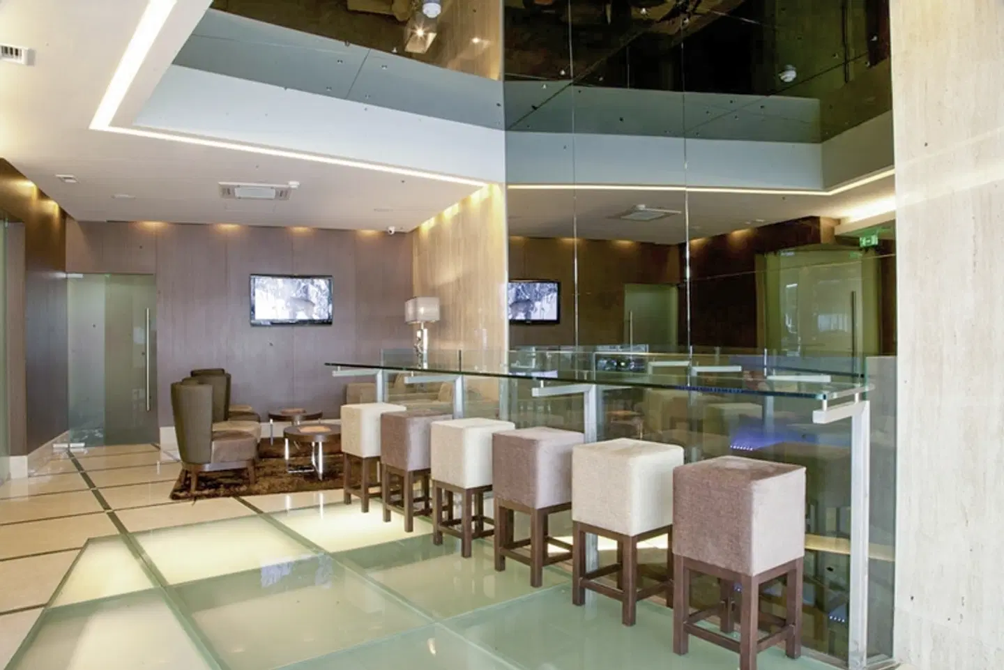 Turim Luxe Hotel Bar