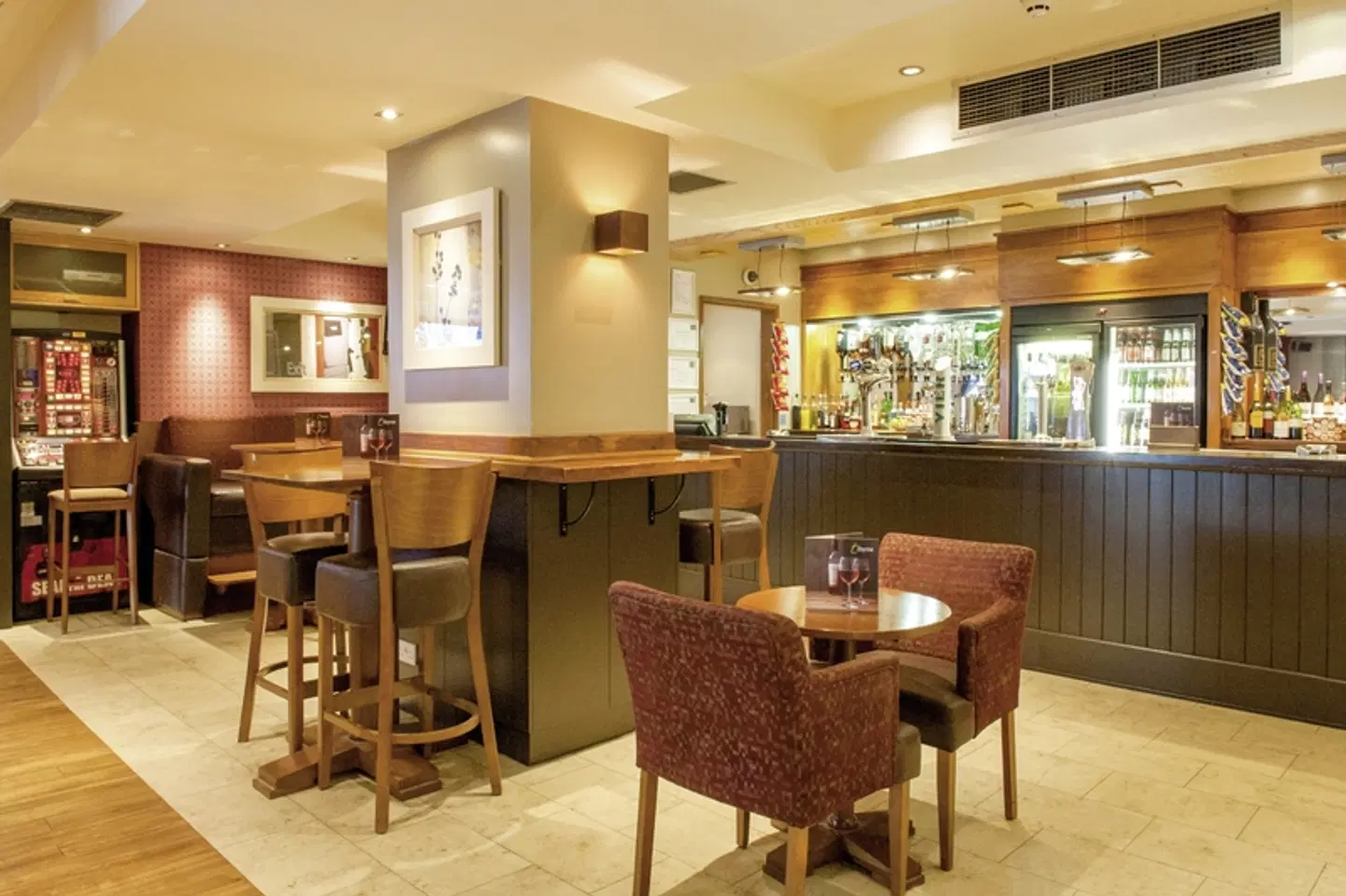 Premier Inn Tower Bridge Bar