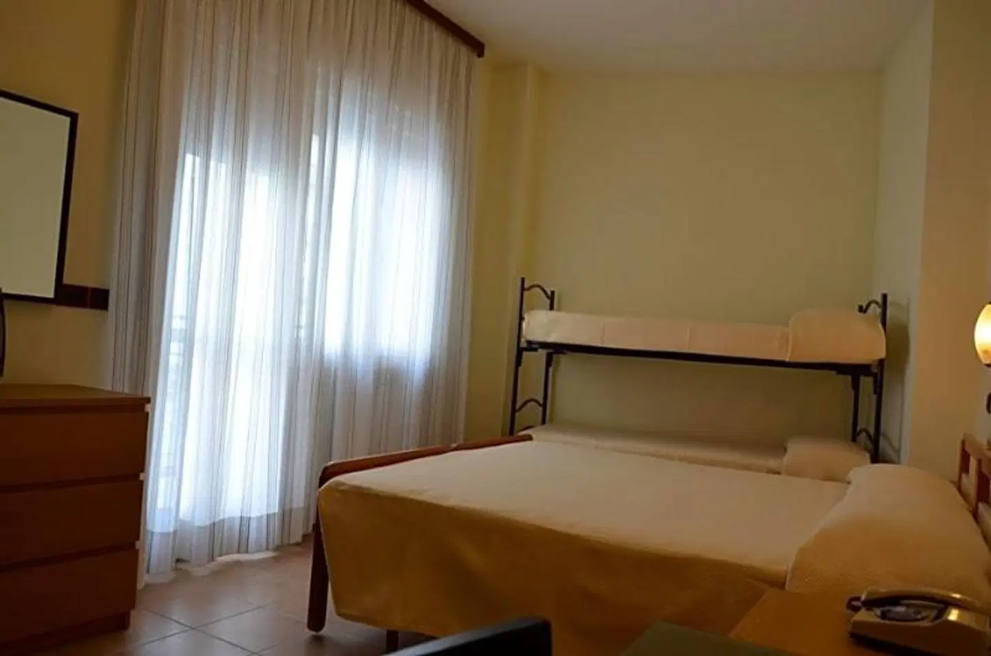 Mirage ROOM_EXAMPLE
