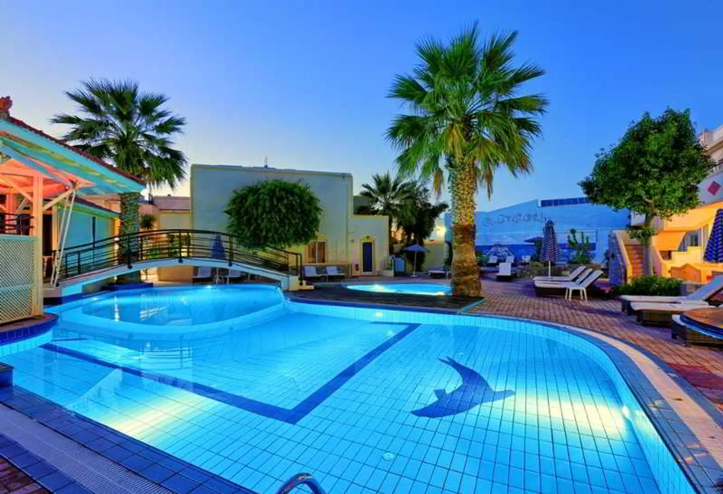 St Constantin OUTDOOR_POOL