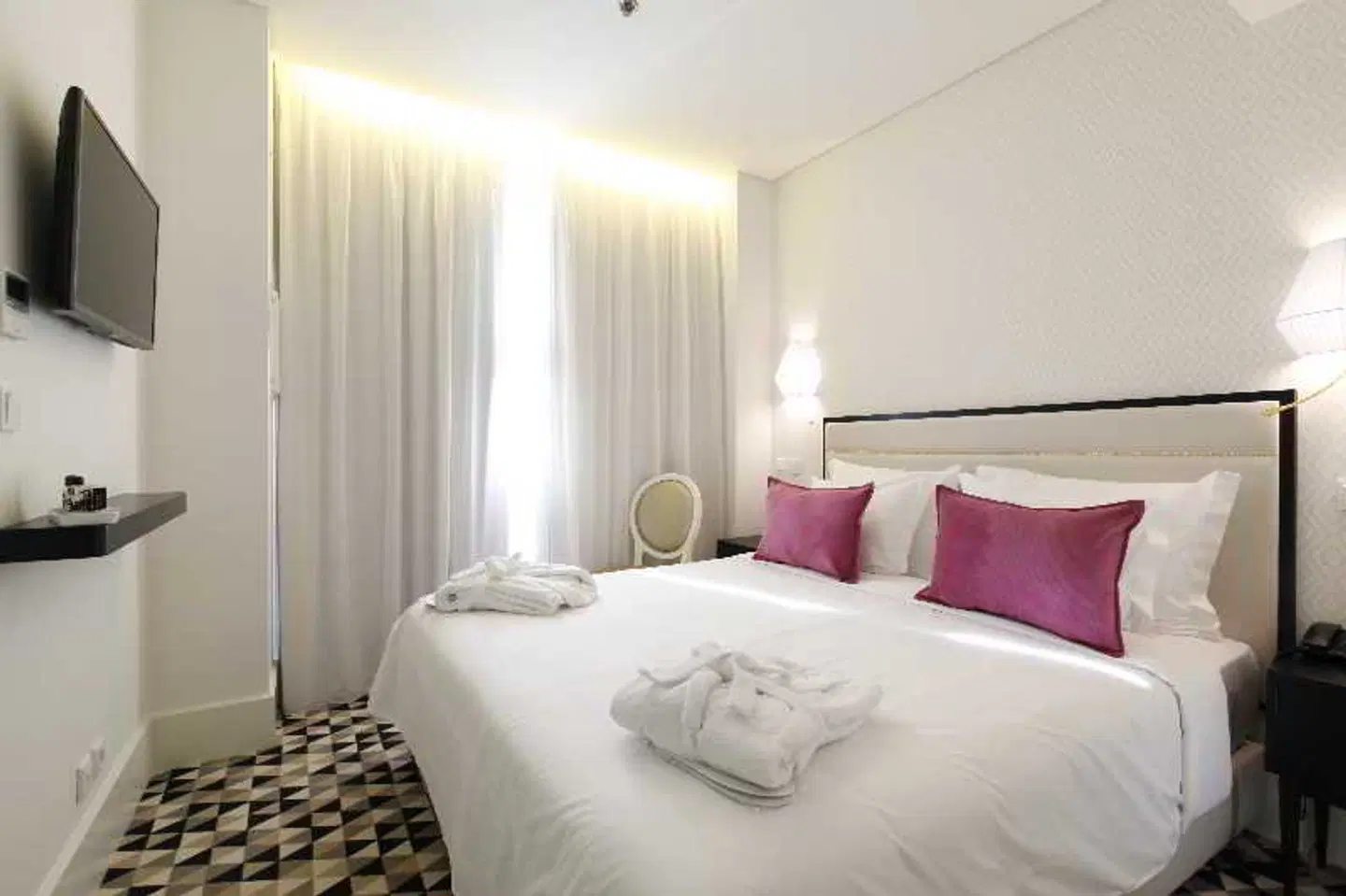 Lis - Baixa ROOM_EXAMPLE