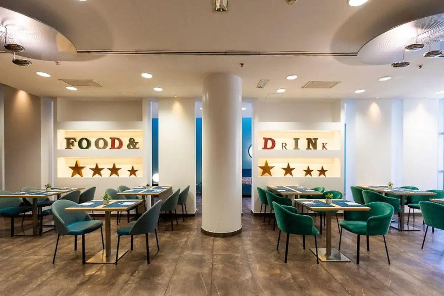 Ramada Plaza by Wyndham Milano Bar