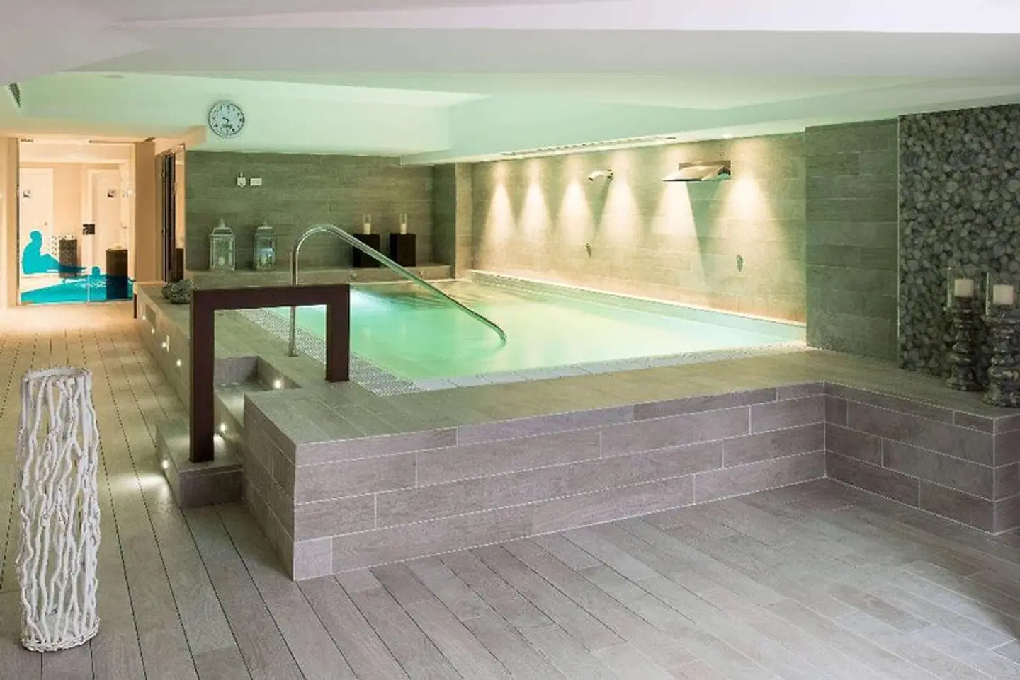 Catalonia Atenas Hallenbad