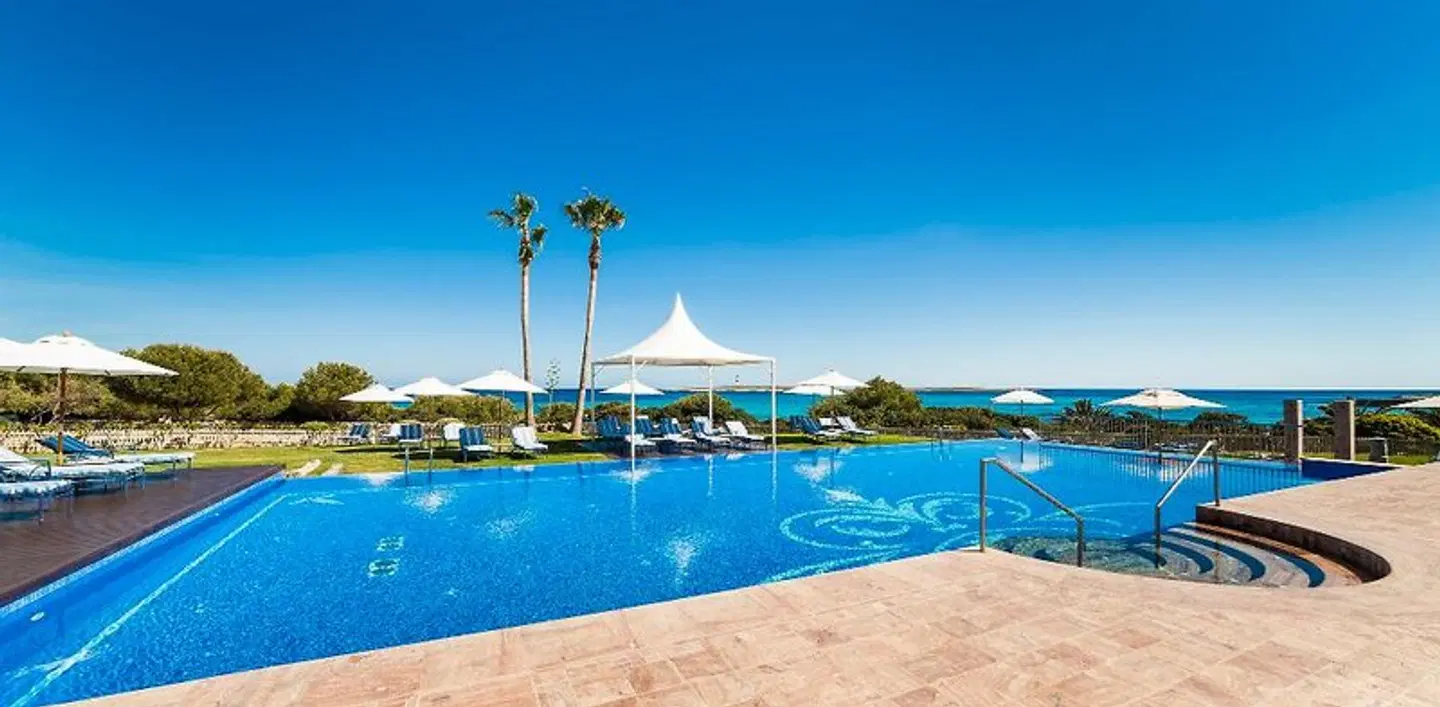 Insotel Punta Prima Prestige Suites & Spa OUTDOOR_POOL
