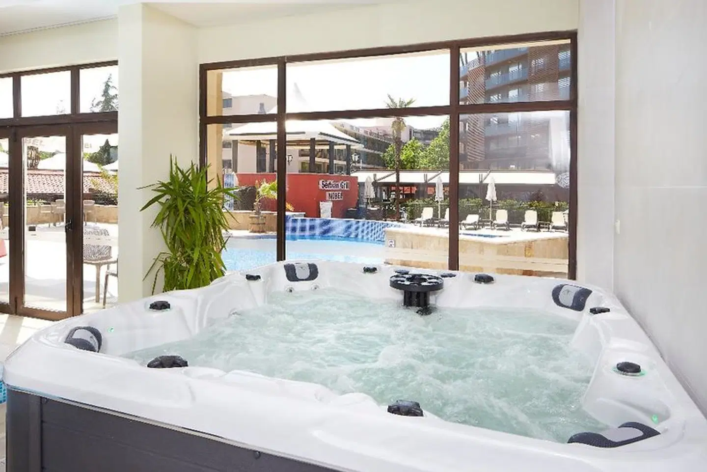 Hotel Nobel HEALTH_BEAUTY