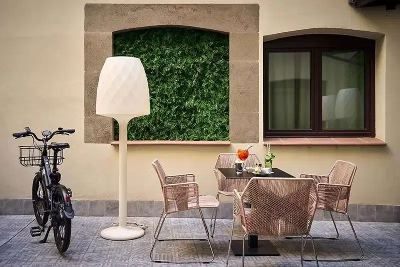 Catalonia Born – Hotelfoto