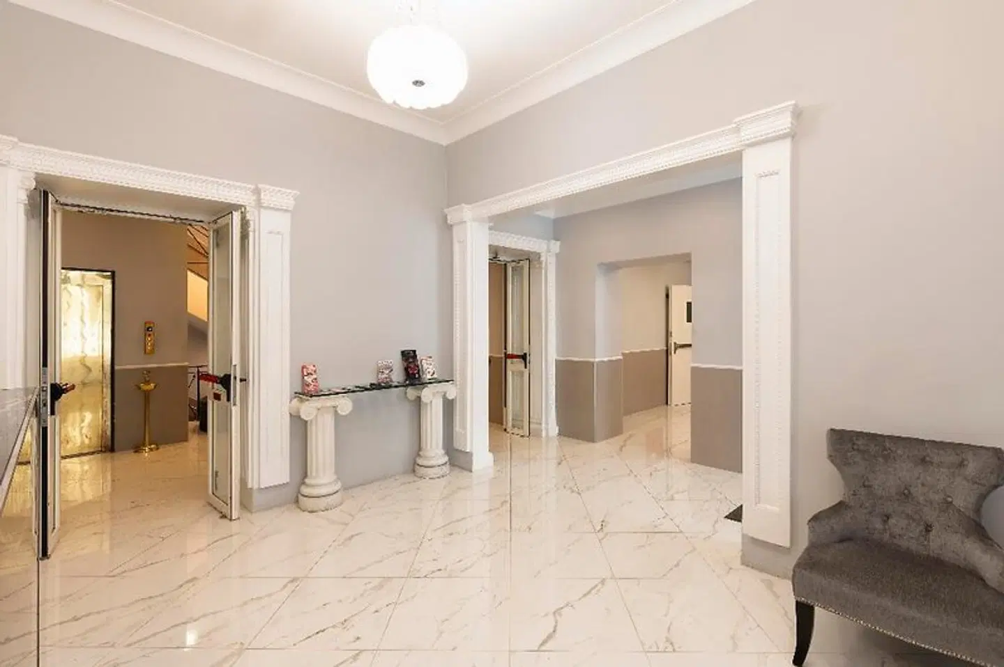 Virgilio ROOM_EXAMPLE