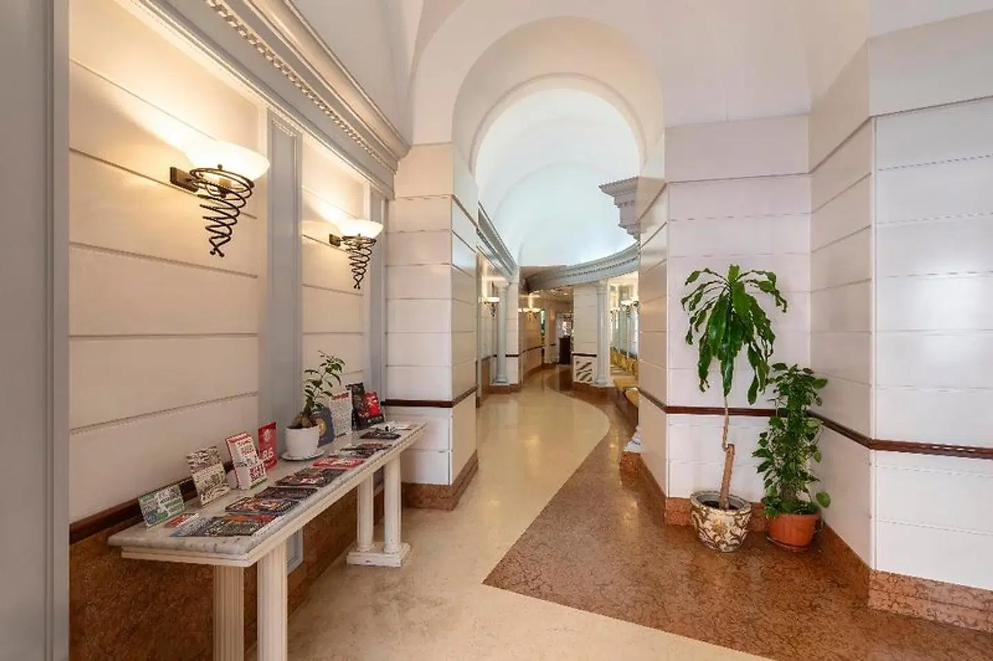 Hiberia LOUNGE_LOBBY