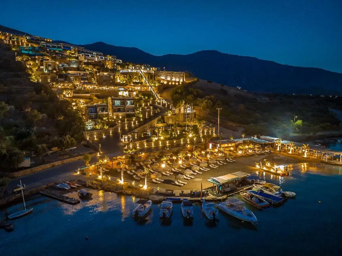 Royal Marmin Bay Boutique & Art Hotel EXTERIOR