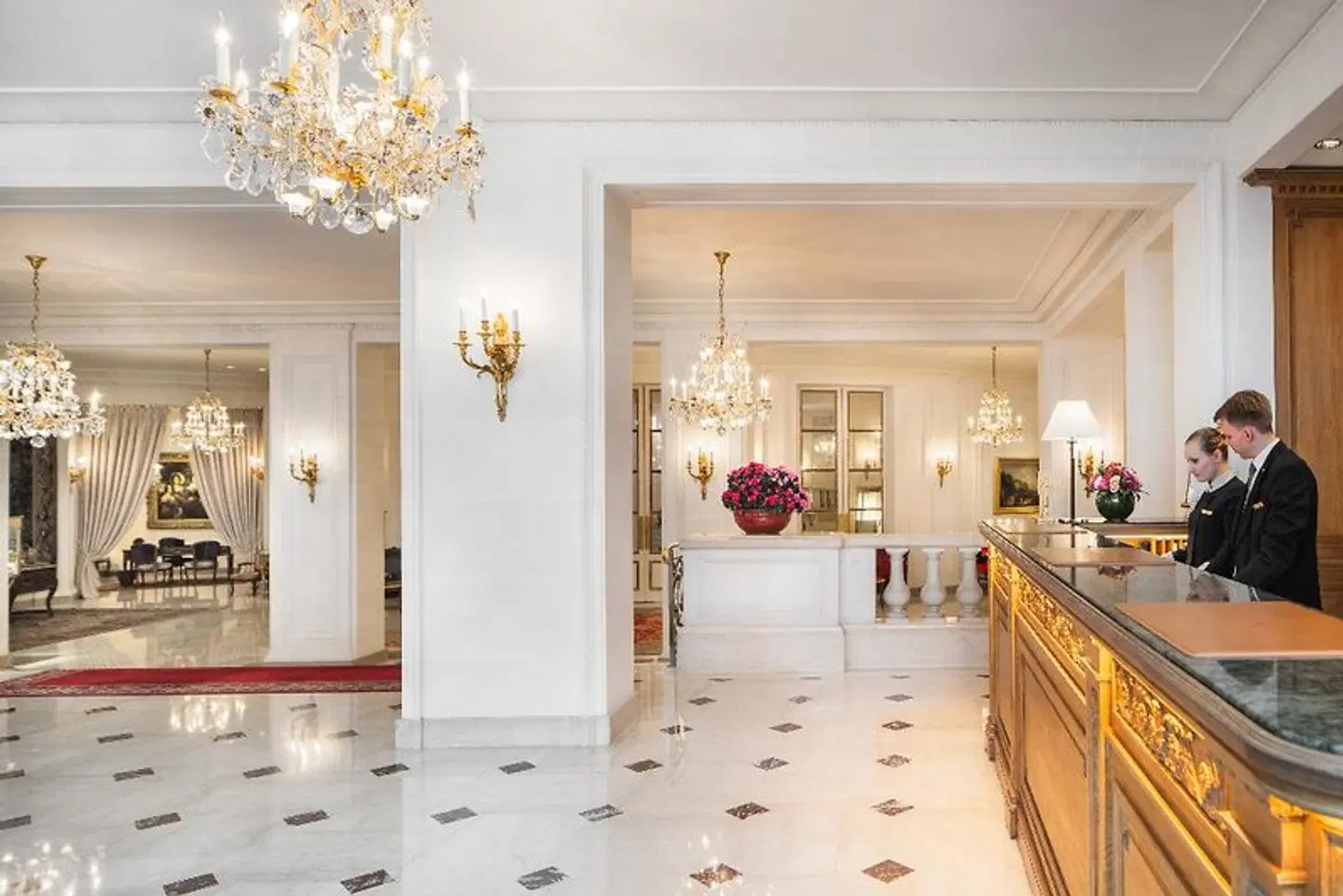 Le Bristol Paris LOUNGE_LOBBY