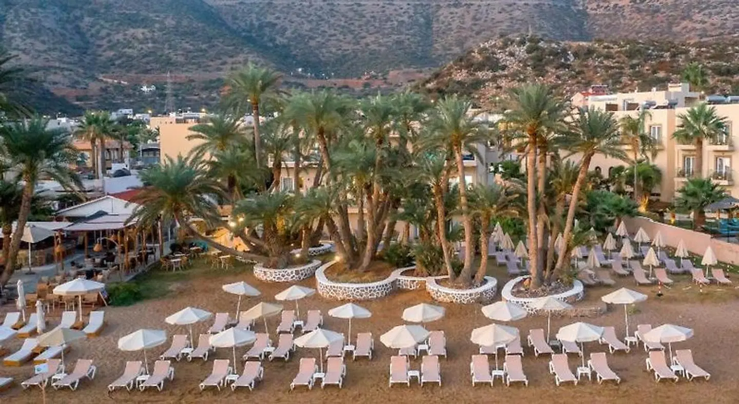 Palm Beach Hotel Restaurant