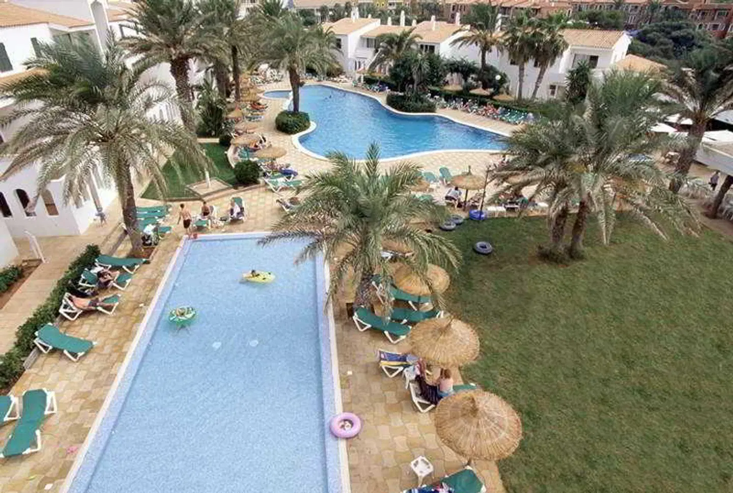Apartamentos Vibra Blanc Cottage OUTDOOR_POOL
