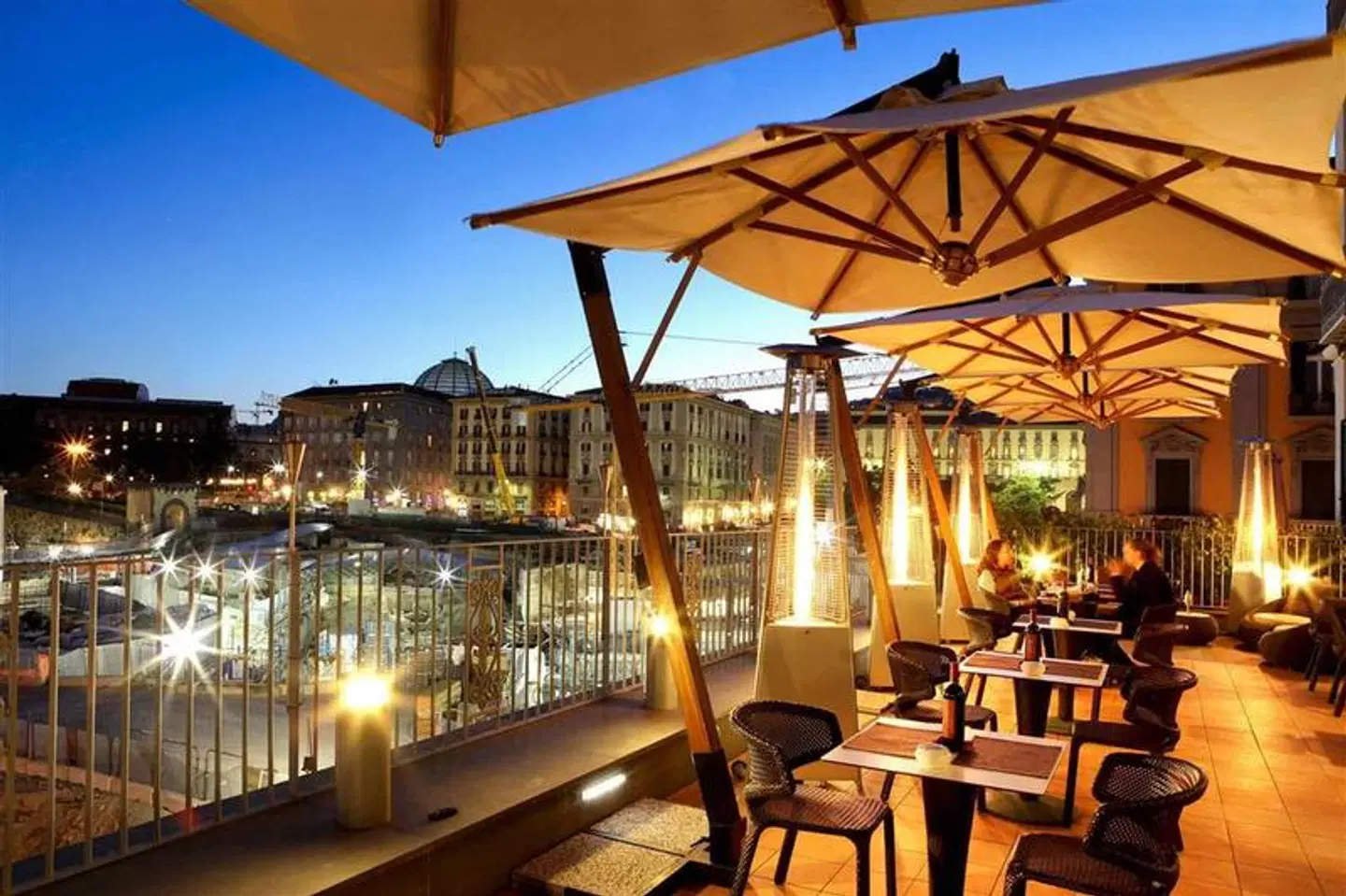 Mercure Napoli Centro Angioino Terrasse