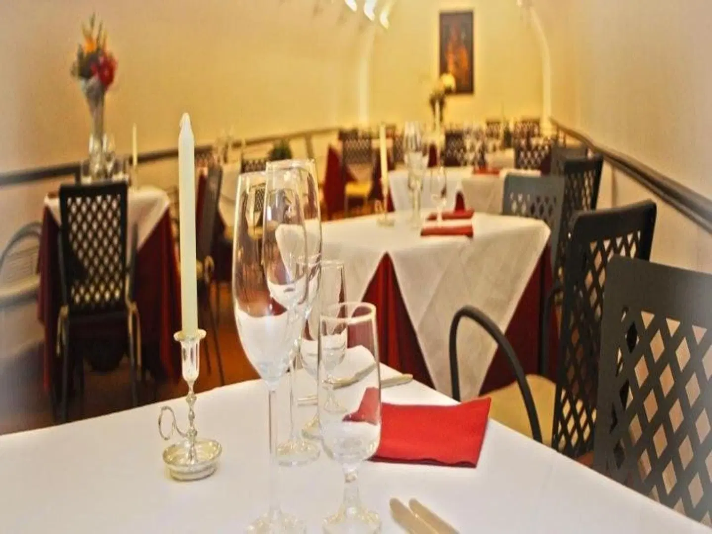 Domus Sessoriana Restaurant