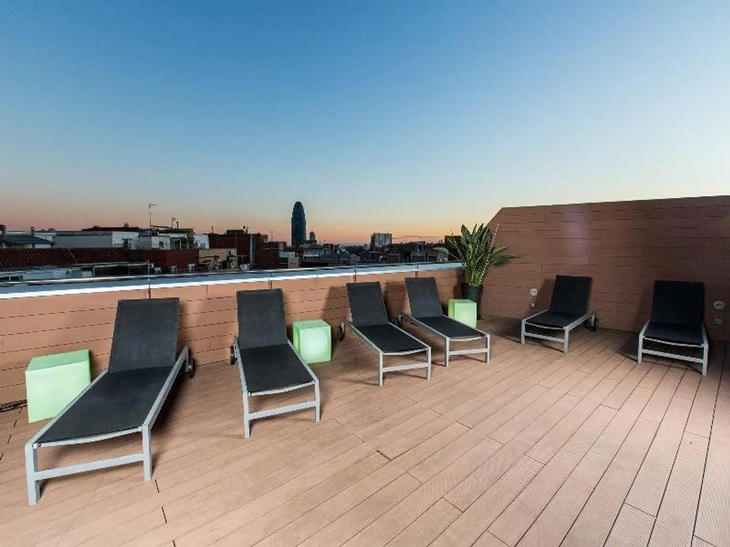 Leonardo Boutique Hotel Barcelona Sagrada Familia Garten