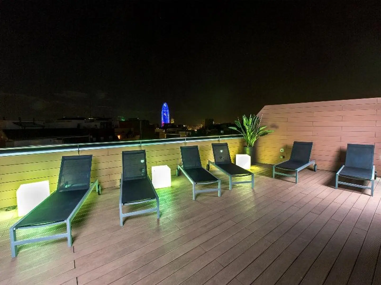 Leonardo Boutique Hotel Barcelona Sagrada Familia Garten