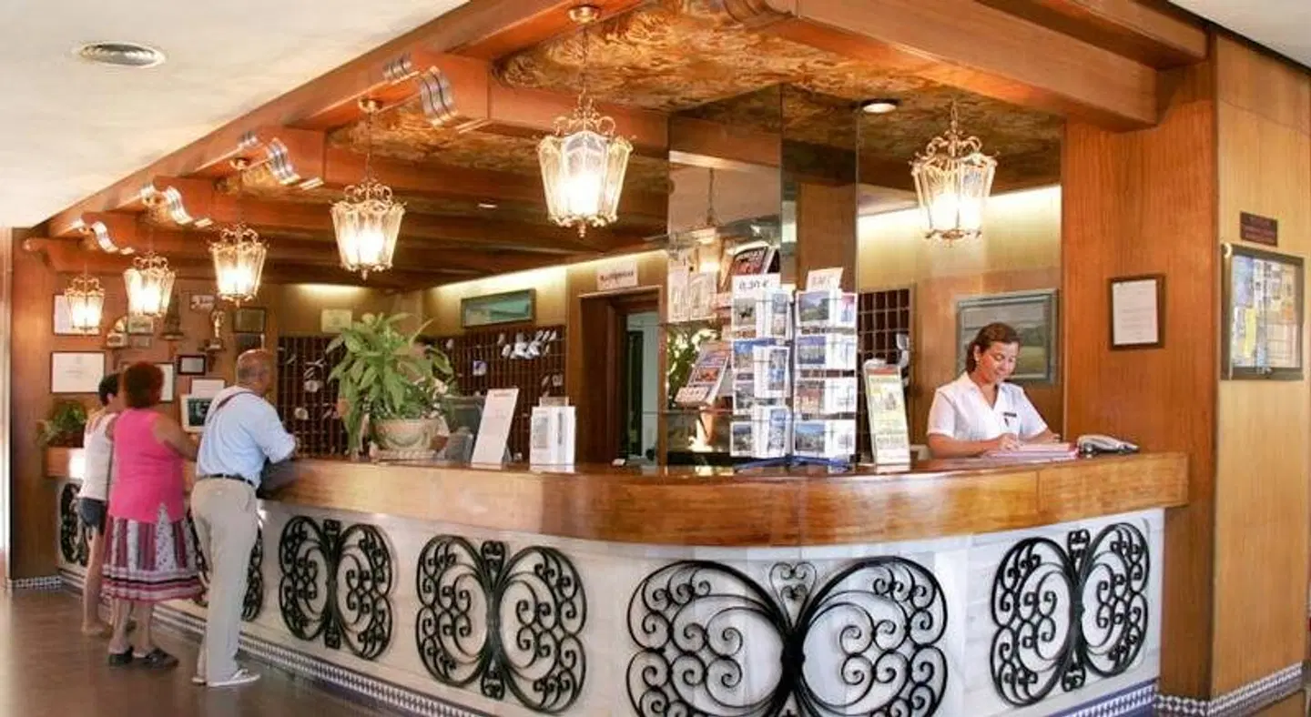 Hotel Apartamentos Bajondillo LOUNGE_LOBBY