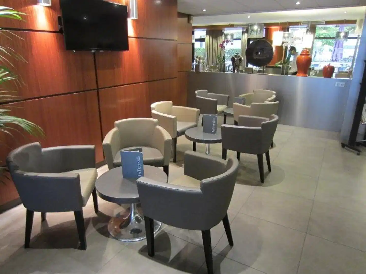 B&B Hotel Paris 17 Batignolles Bar